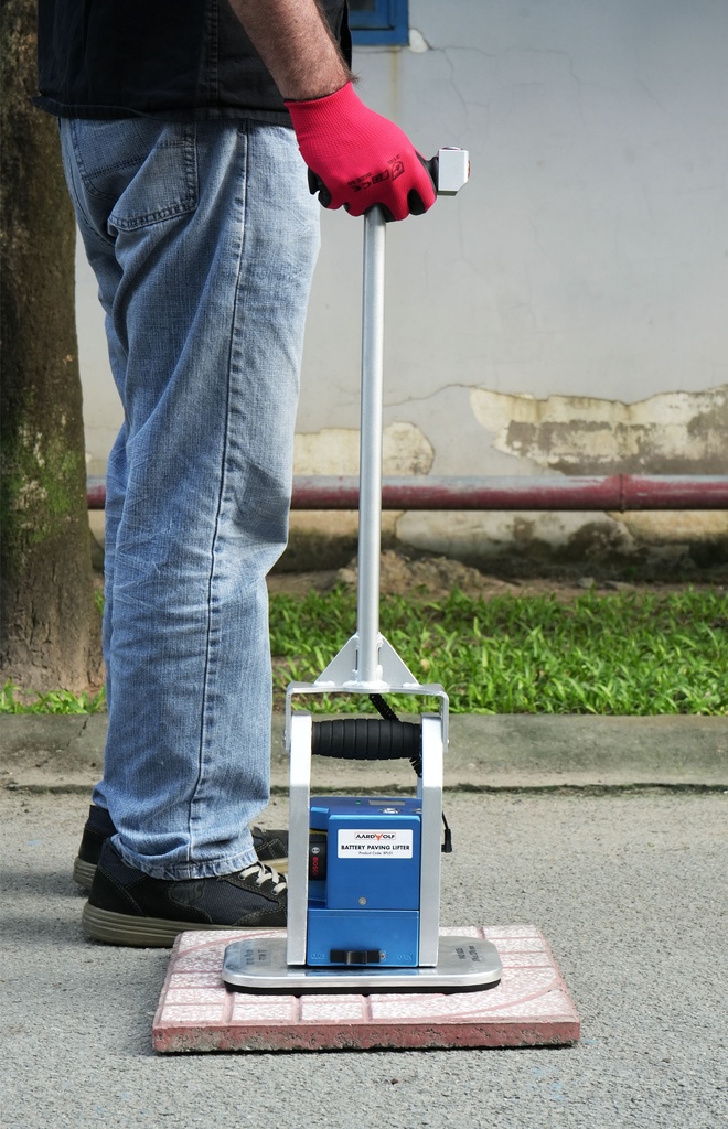 BATTERY PAVING LIFTER